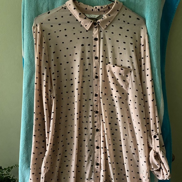 EUC Reitmans Blouse - Picture 2 of 6